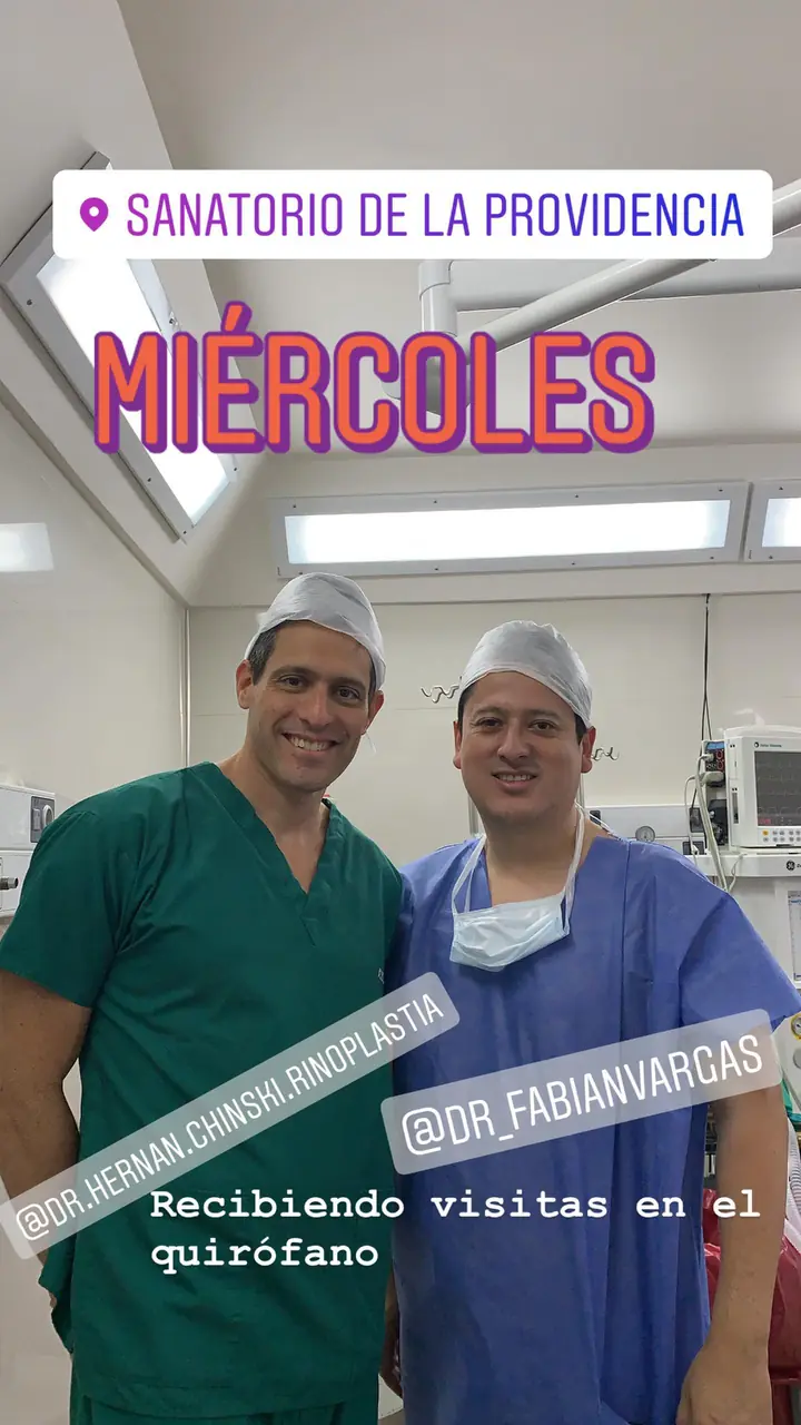 Colegas en el quirófano con los Dres. Chinski, jul. 2019