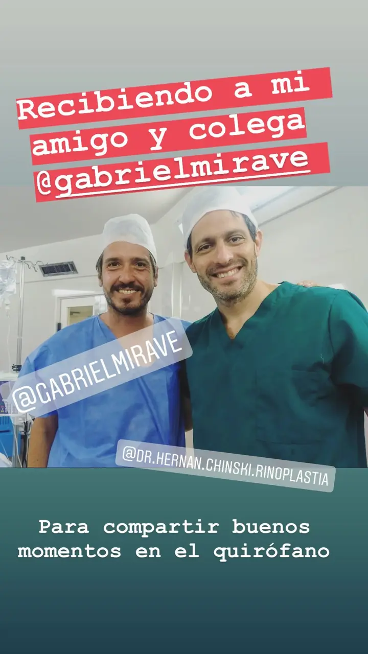 Colegas en el quirófano con los Dres. Chinski, dic. 2019