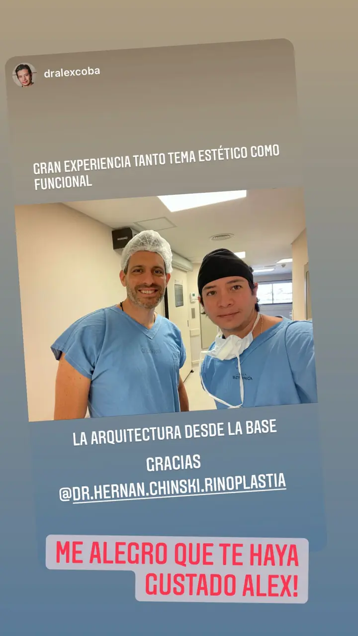 Colegas en el quirófano con los Dres. Chinski, may. 2022