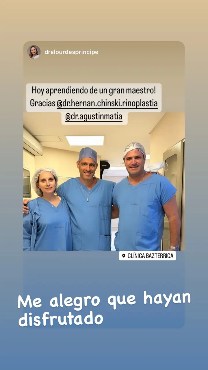 Colegas en el quirófano con los Dres. Chinski, ene. 2023